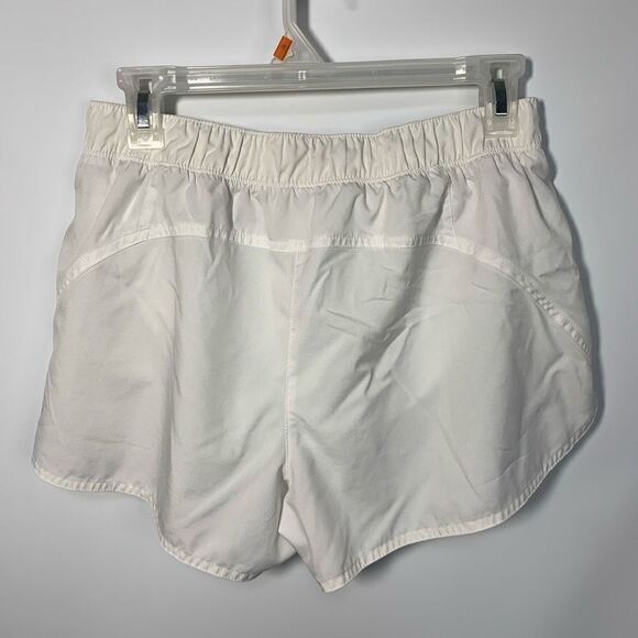 Old Navy Women's Active Stretch Tech Athletic Running Shorts White Small - Picture 4 of 5